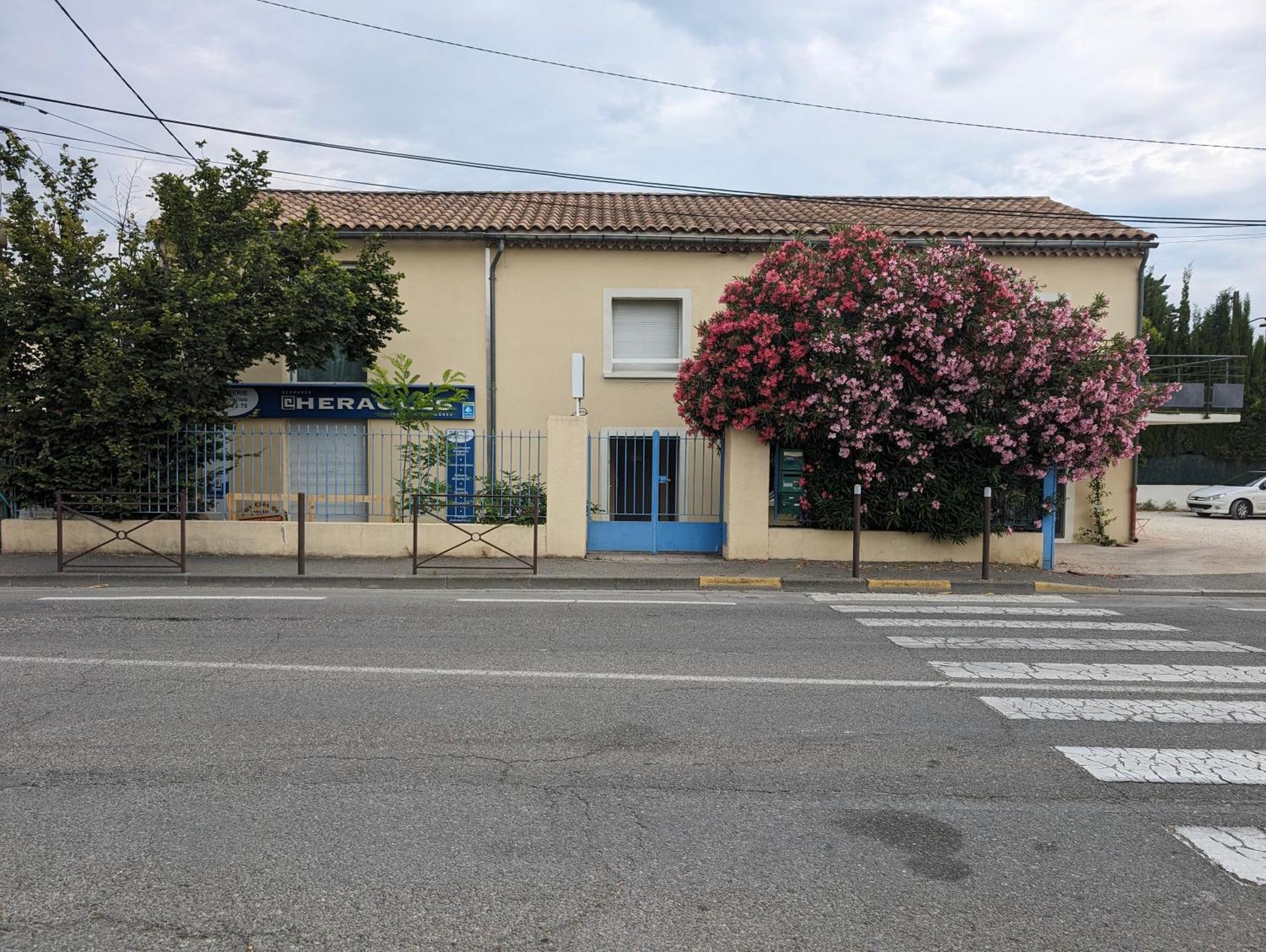 L'Instant Sorgue Apartment L'Isle-sur-la-Sorgue Bagian luar foto